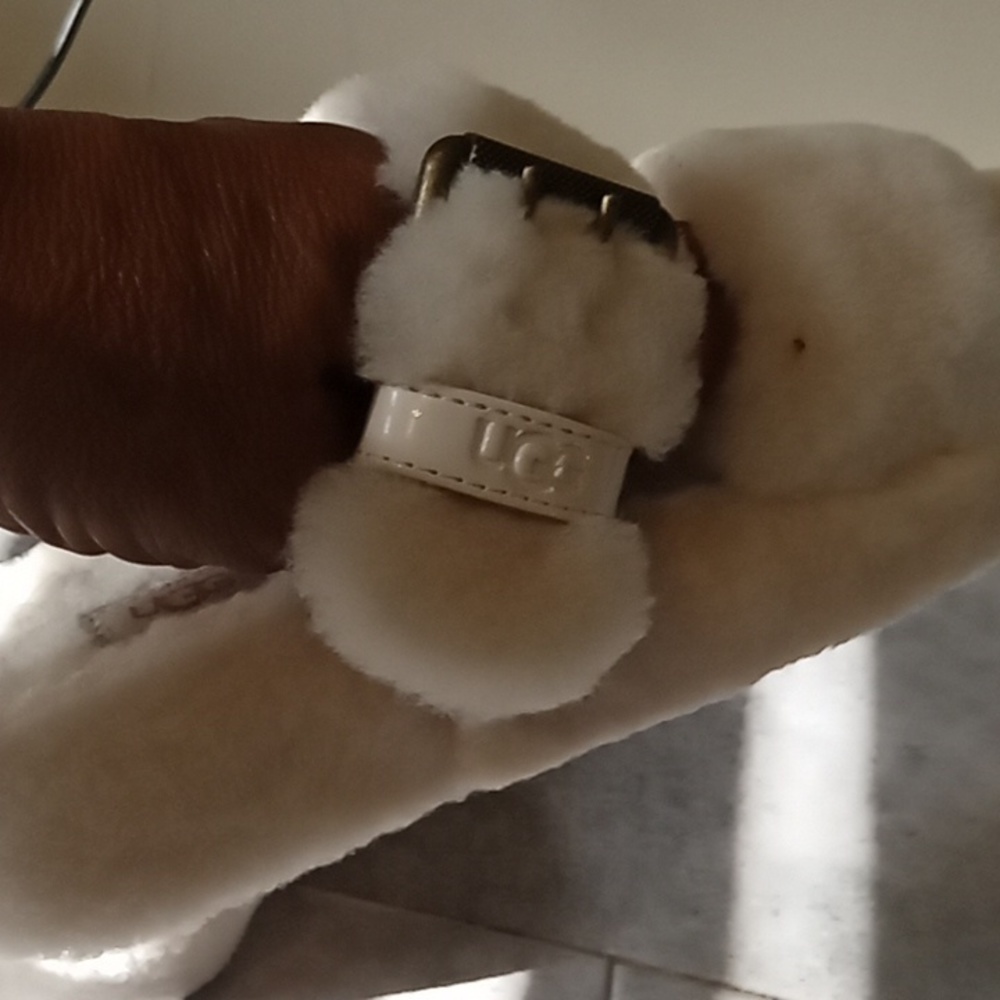 UGG     size 8 women - Picture 8 of 8